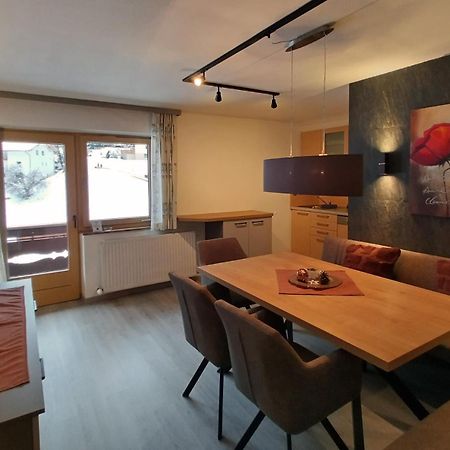 Haus Enzian Apartment แลร์มอส ภายนอก รูปภาพ