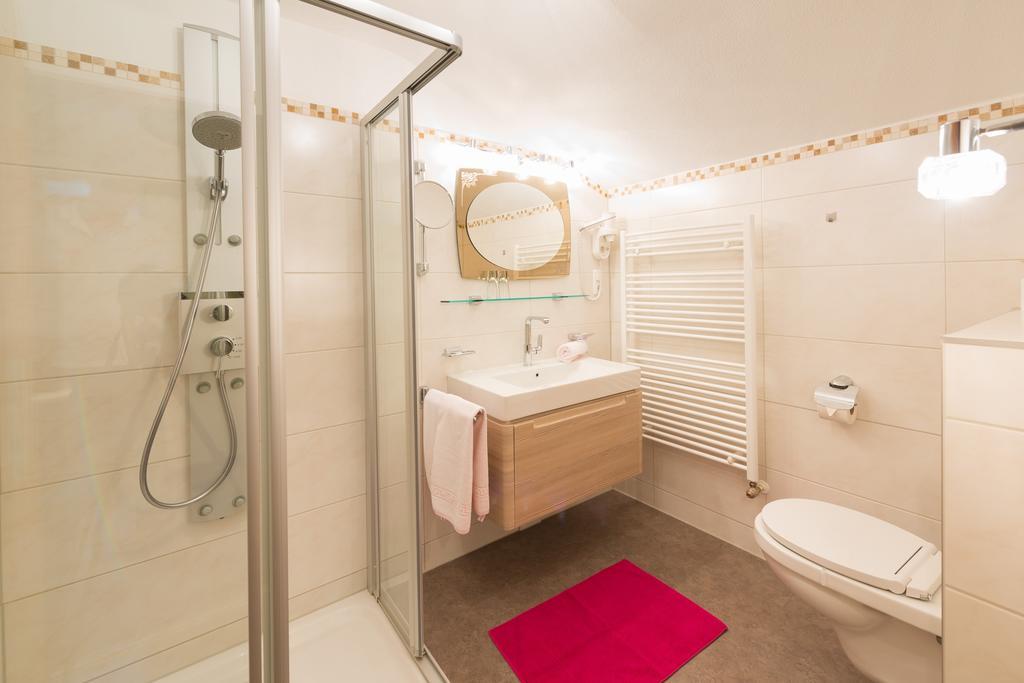 Haus Enzian Apartment แลร์มอส ห้อง รูปภาพ